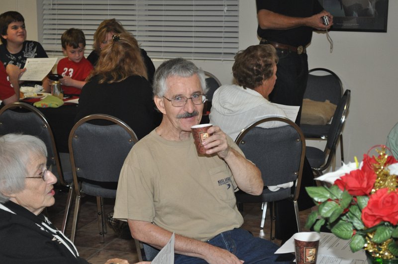 JTRG_ChristmasParty_2010 (12).JPG